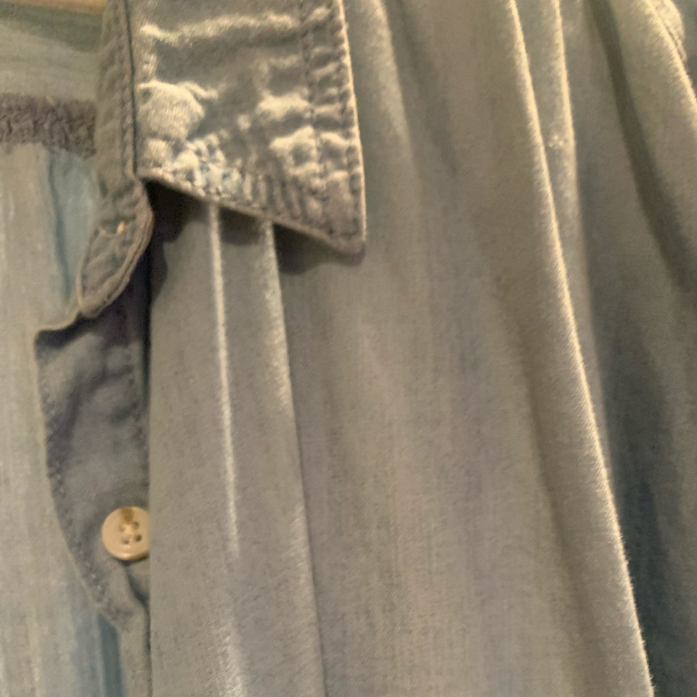 Target universal thread chambray top - Picture 3 of 4